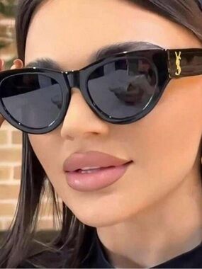 New Black Cat-Eye Sunglasses
